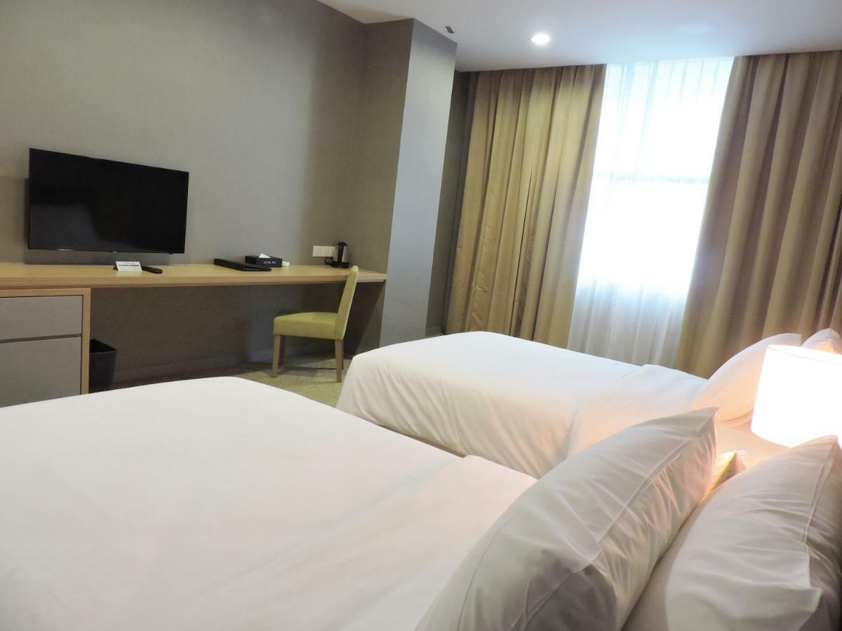 Hotel N°5 Kota Kinabalu Exterior photo
